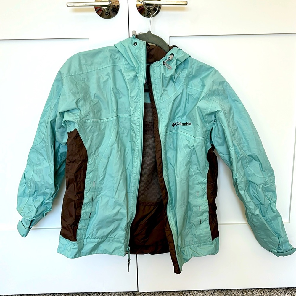 Columbia rain jacket